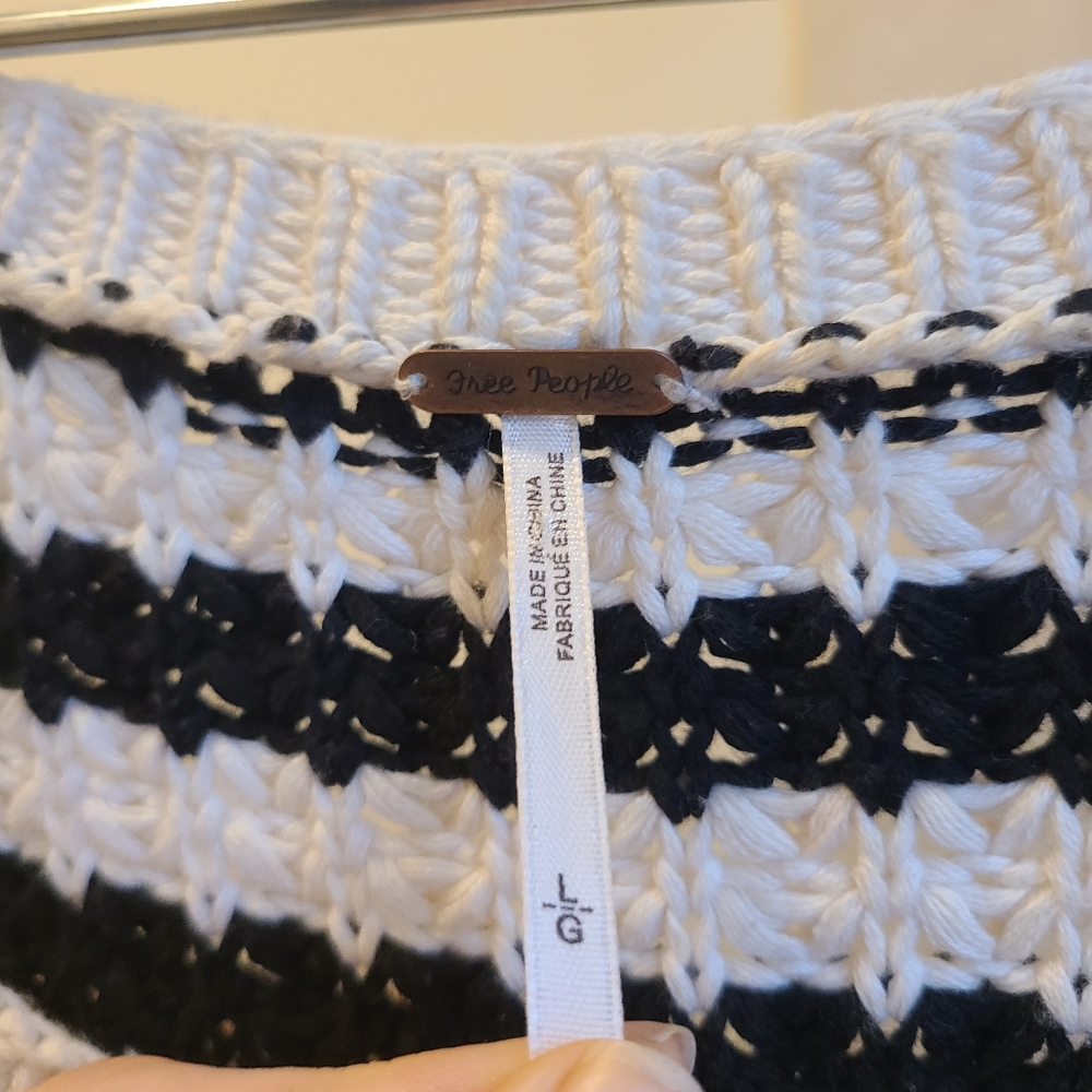 Free People "At The Beach" Black and White Striped Chunky - Picture 2 of 4